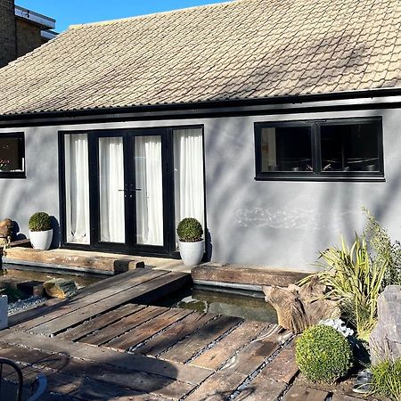 Beautiful Beach House Littlestone-on-Sea Exterior photo